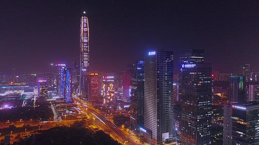 深圳CBD夜景4K航拍视频的预览图