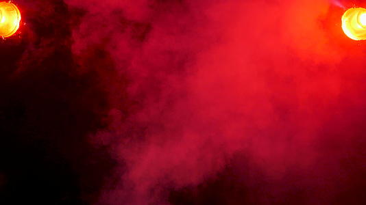红色烟雾散落在黑色背景上Name视频的预览图