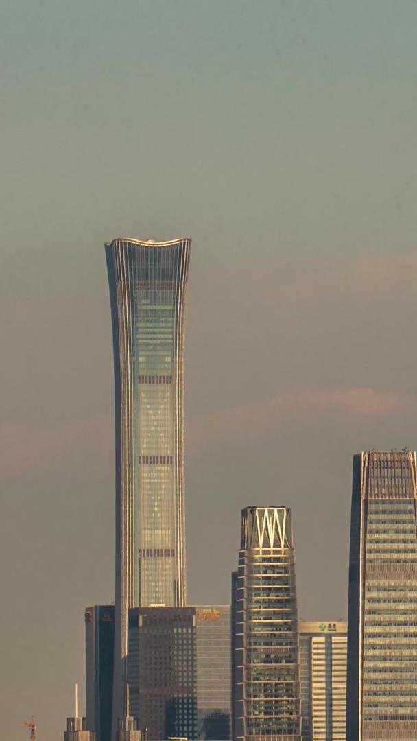 北京古代和现在的建筑白夜延迟视频的预览图