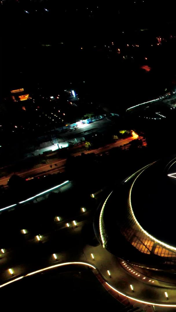 (已收类似)南京城市地标江苏大剧院夜景航拍视频的预览图