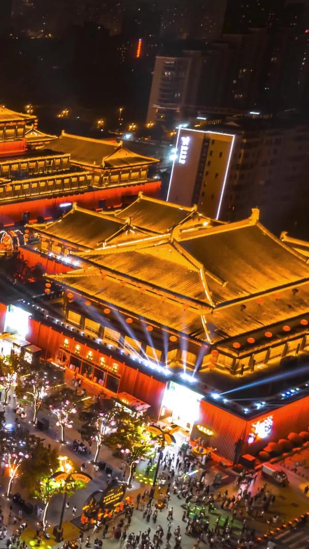 西安大唐不夜城市景区非遗文化航拍延迟视频的预览图