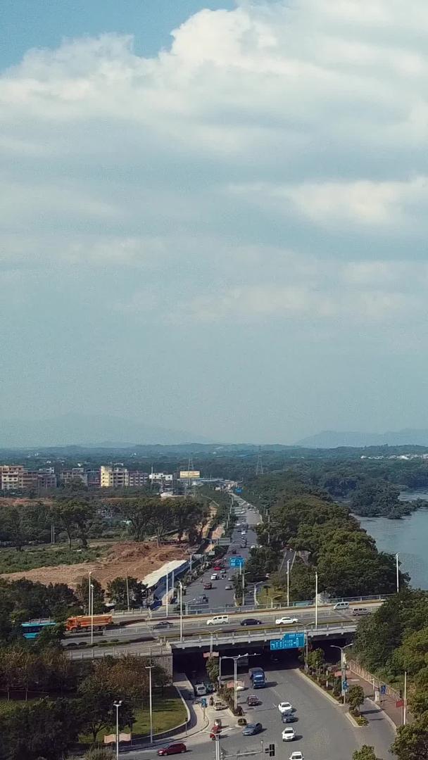 桂林南洲大桥航拍交通交通交通交通视频的预览图