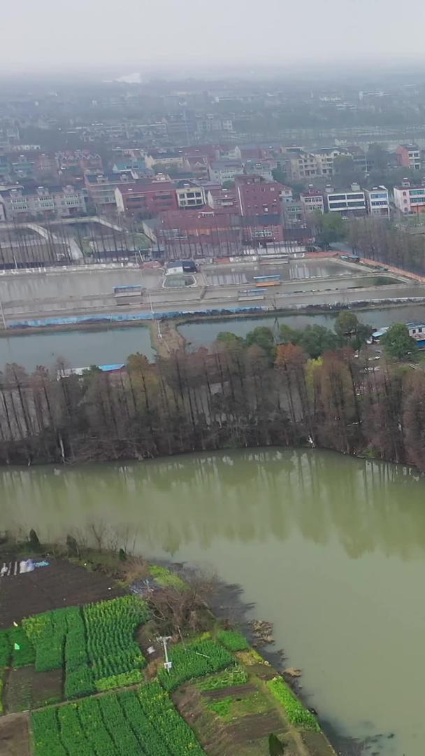 京杭大运河沿岸慧日禅寺航拍视频的预览图