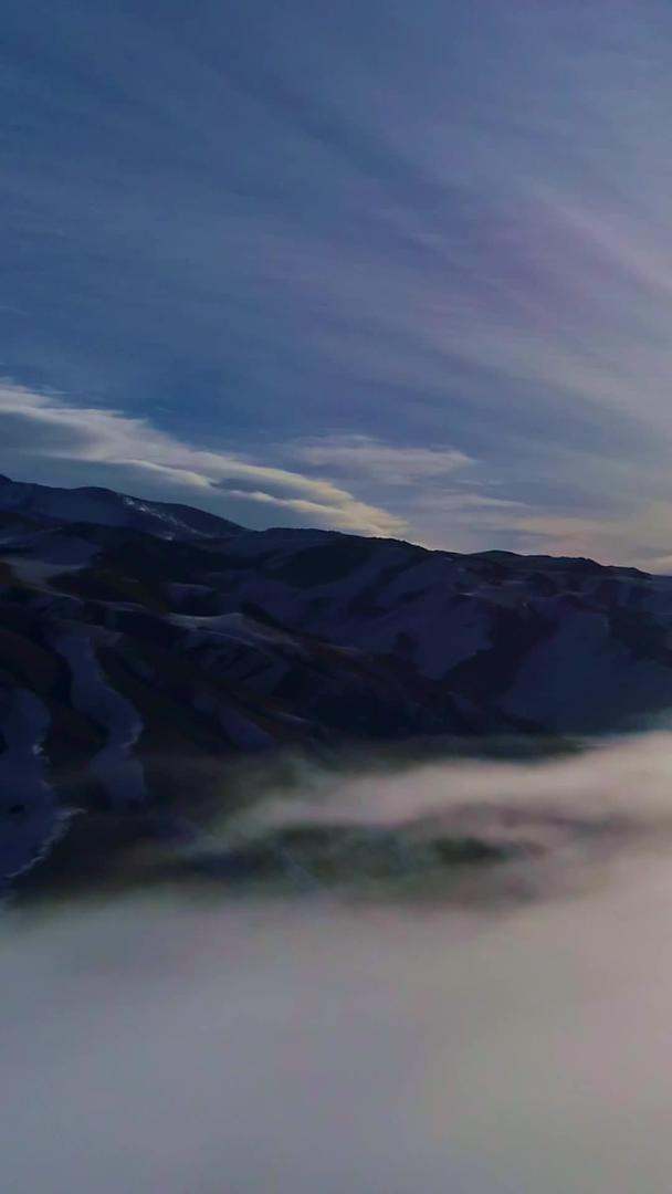 无人驾驶飞机穿云航拍视频的预览图