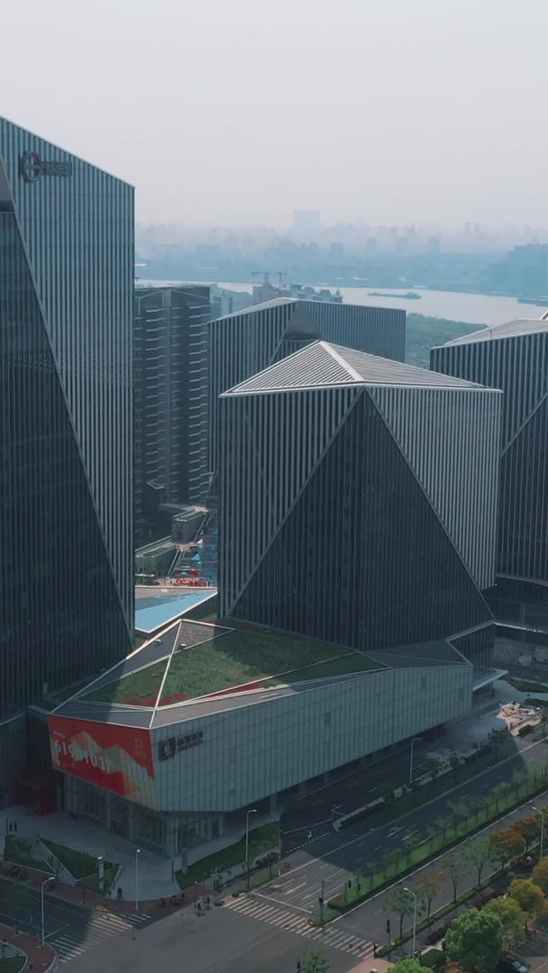 商业建筑上海后滩视频的预览图
