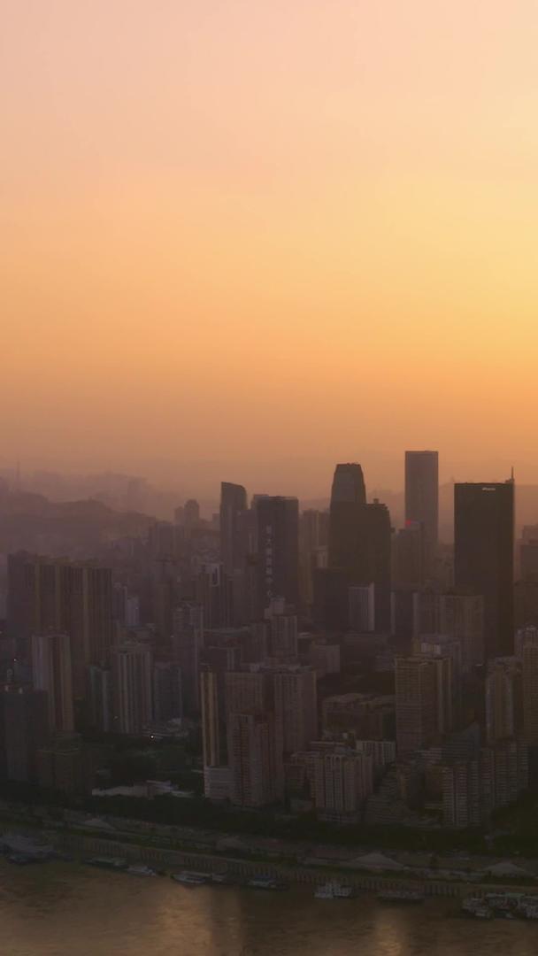 航拍重庆日落城市风景视频的预览图