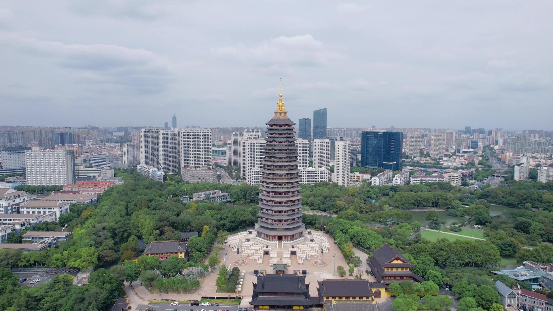 江苏省常州天宁禅寺地标航拍视频的预览图