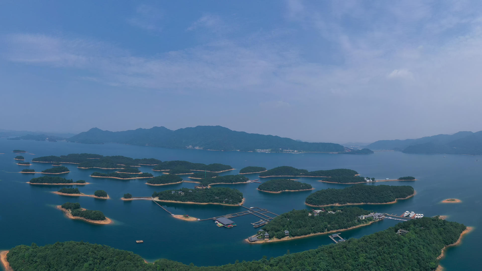 江西国家重点风景名胜区柘林水库千岛湖视频的预览图