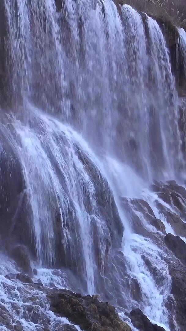 九寨沟瀑布实拍视频的预览图
