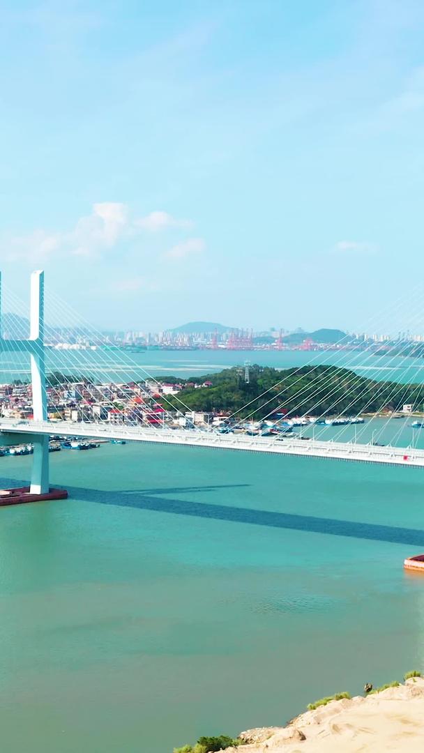 厦漳大桥航拍合集视频的预览图