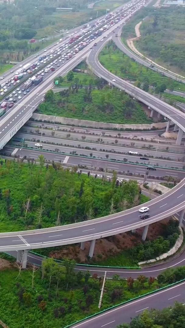 成都绕城高速立交航拍视频的预览图