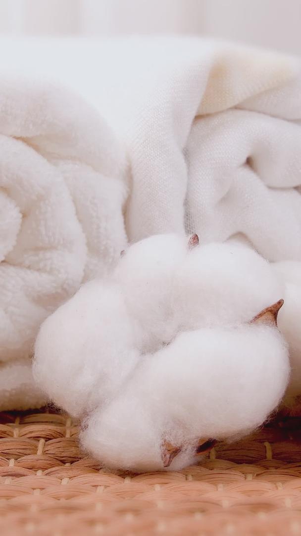 新疆棉制品毛巾电商产品视频视频的预览图