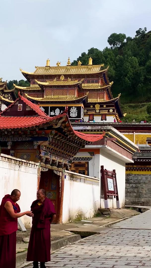 甘南藏族自治州著名景点郎木寺视频集合视频的预览图