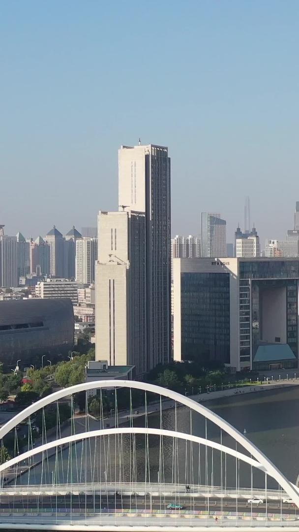 天津城市风景海河及高楼群视频的预览图