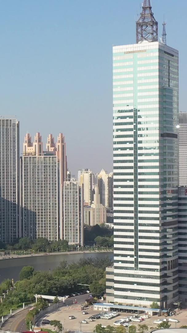 天津城市风景海河及高楼群视频的预览图