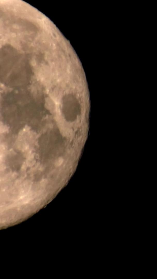大月亮月球落下延迟视频的预览图