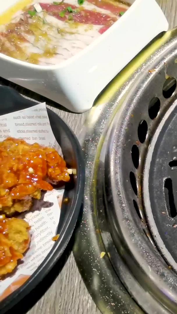 韩式烧烤鸡排材料视频的预览图