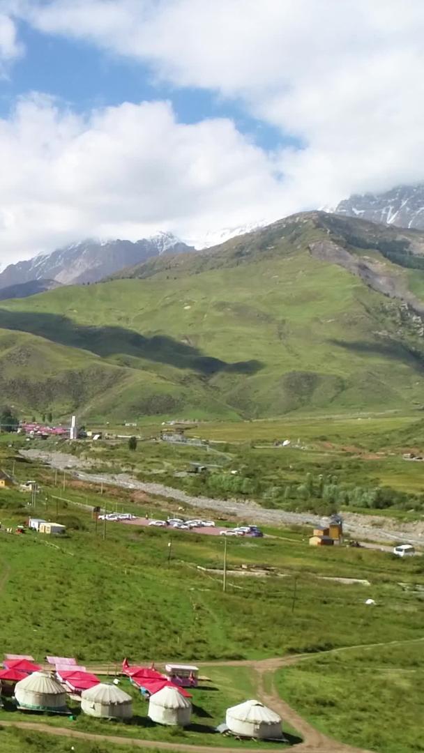 新疆塔村旅游区航拍视频的预览图