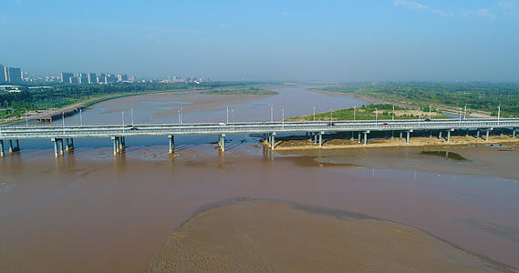 黄河大桥4K航拍视频的预览图