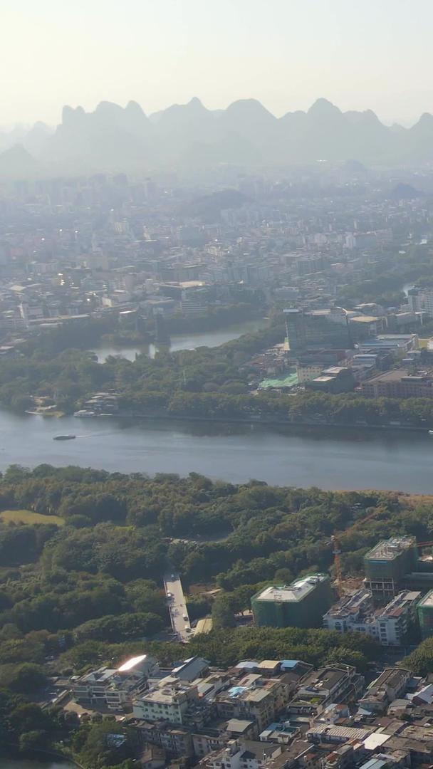 桂林城市航拍高清风景视频视频的预览图