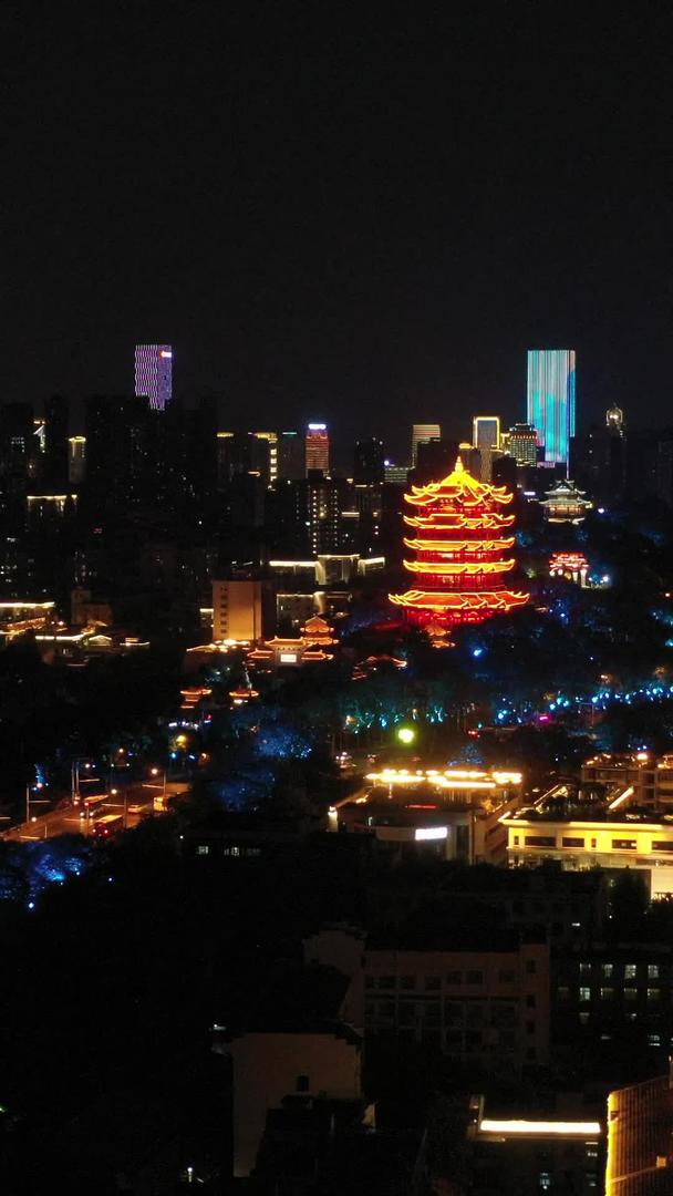 武汉黄鹤楼环绕大气航拍实拍视频视频的预览图