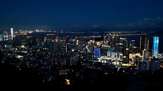 4K沿海城市夜景风光延时视频的预览图
