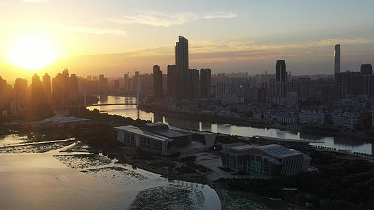 4K武汉城市建筑地标琴台大剧院航拍实拍视频视频的预览图