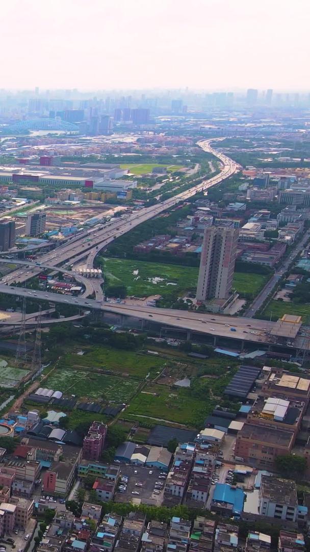 广州城市交通东新高速公路高清航拍视频的预览图