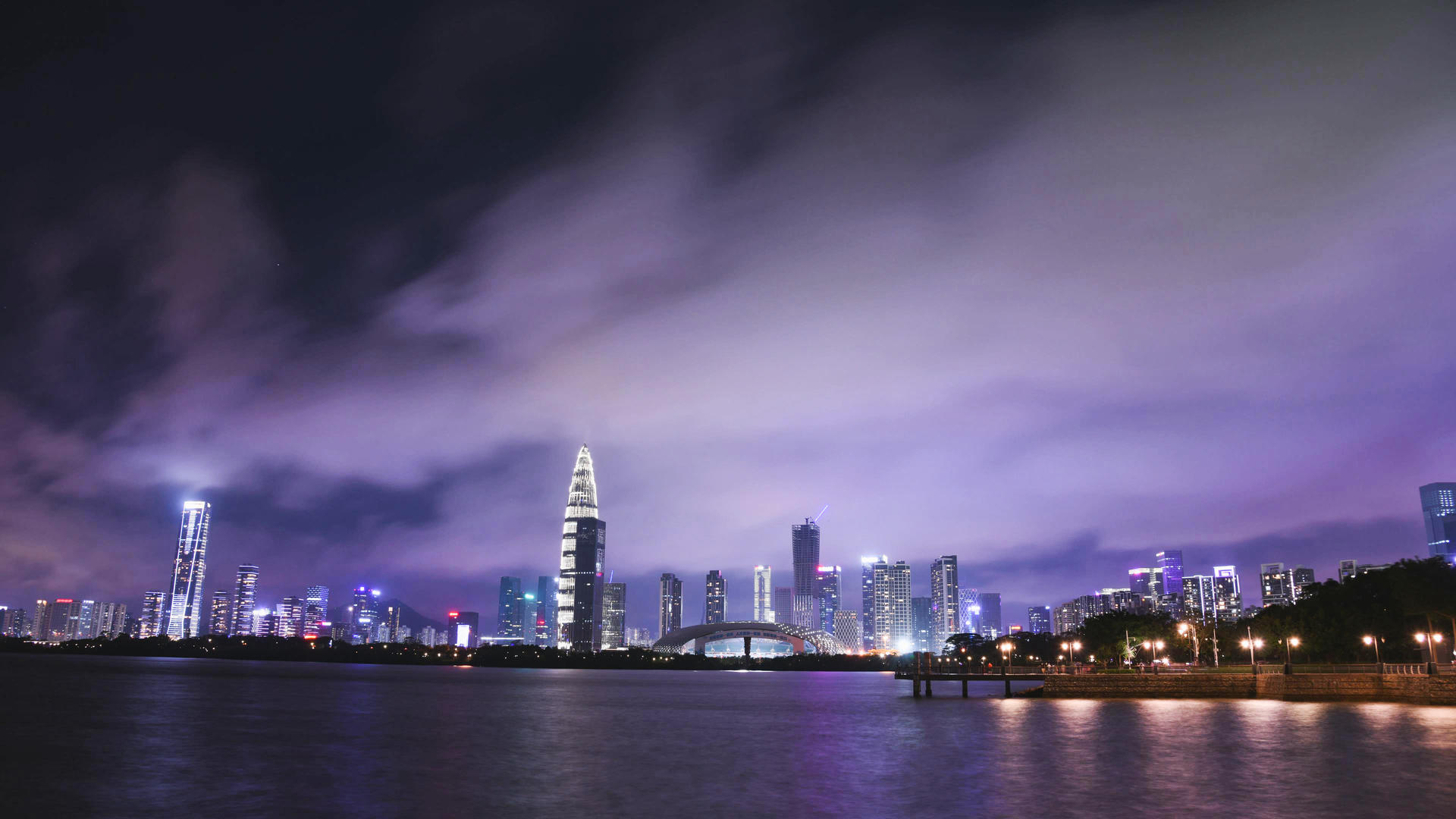 深圳湾夜晚延时摄影4K视频的预览图
