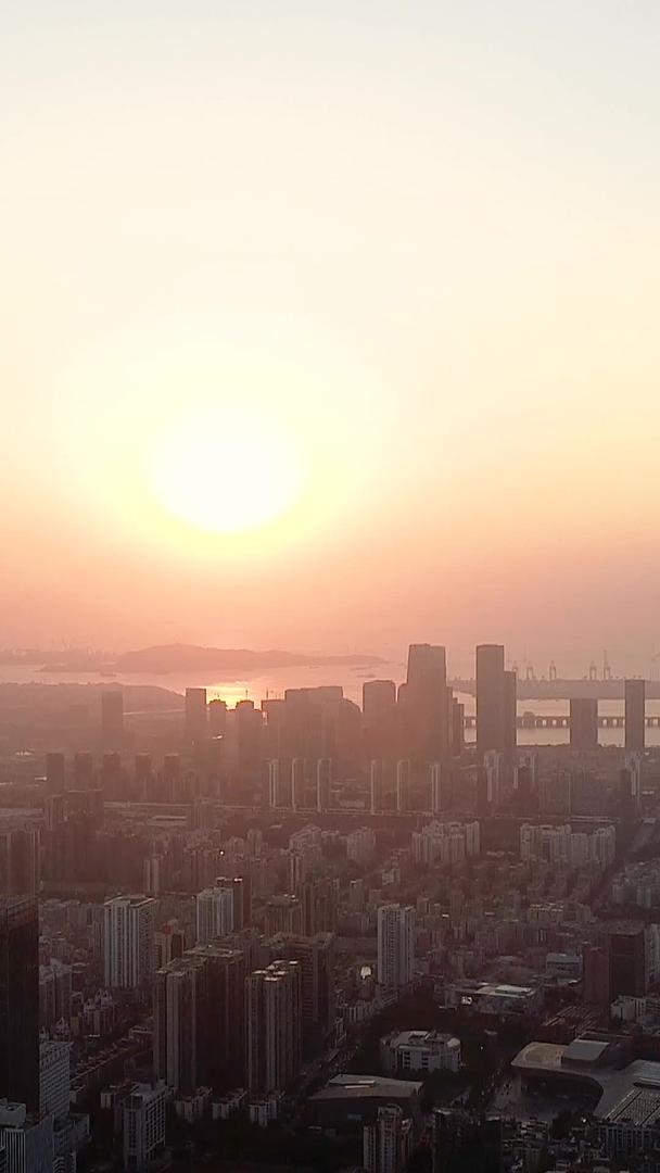 日落美景航拍在深圳南山区视频的预览图