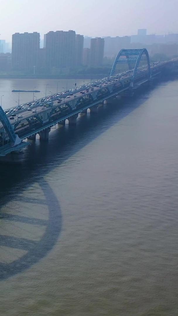 杭州复兴大桥航拍视频的预览图