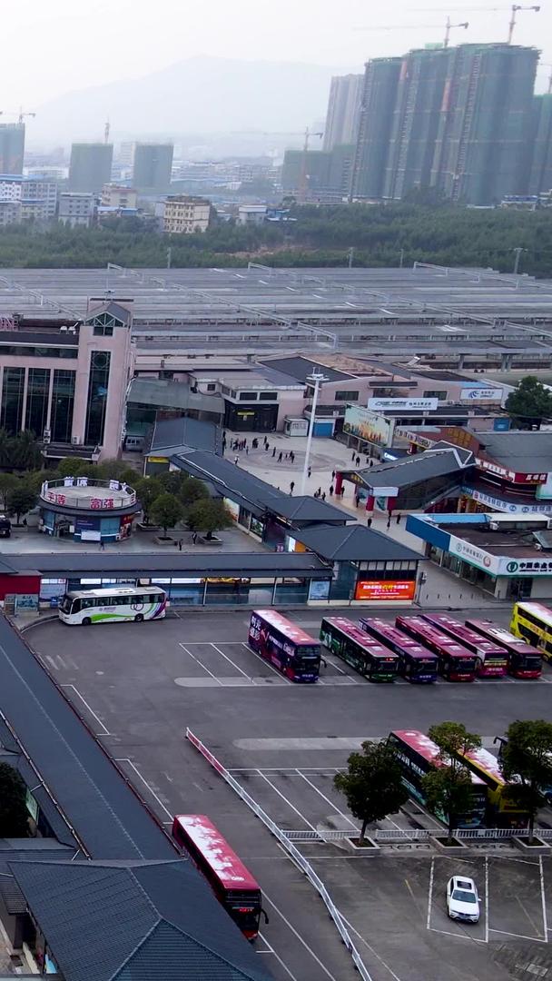 广西桂林高铁站航拍视频的预览图