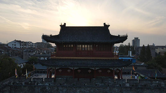 航拍三国历史文化名城荆州古城4k素材视频的预览图