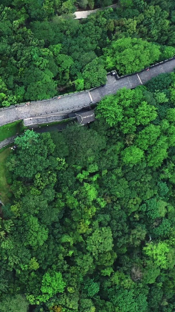 俯瞰5A级景区虞山国家森林公园视频的预览图