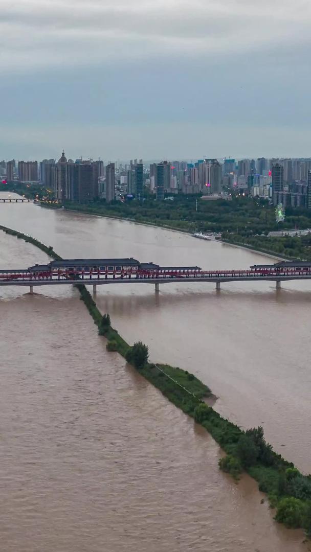 渭河泄洪城市视频的预览图