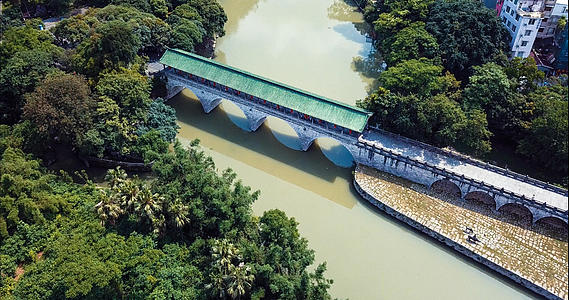 4k高清航拍桂林著名景点花桥视频的预览图
