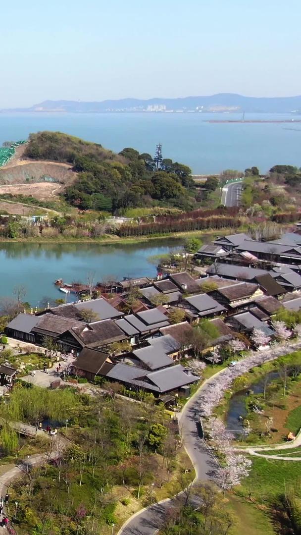 航拍5A太湖畔禅镇拈花湾视频视频的预览图