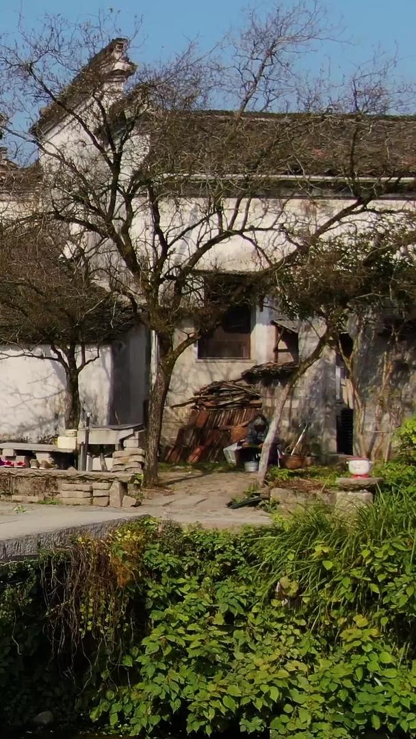 安徽查济古村落航拍5A级景区视频视频的预览图