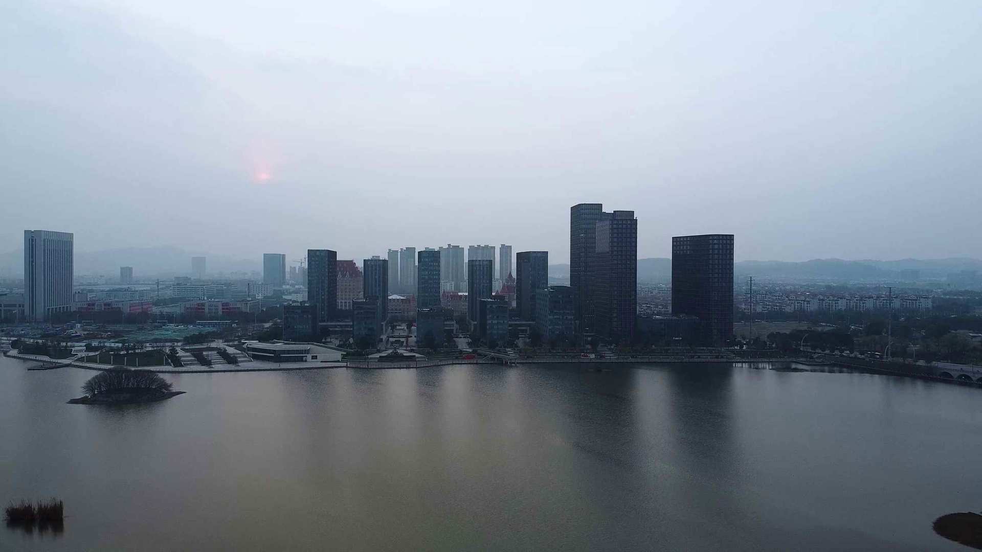 超高清航拍南京江宁九龙湖视频的预览图
