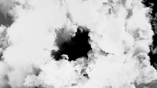 云层穿梭效果视频的预览图