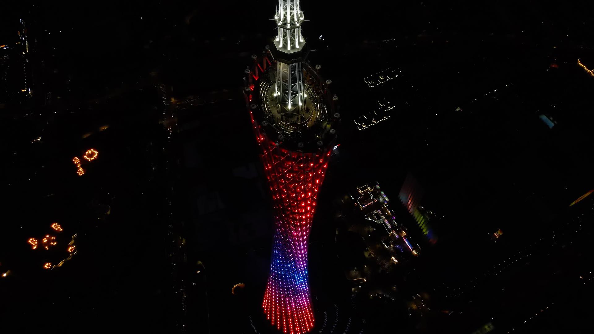 航拍广州塔夜景视频的预览图