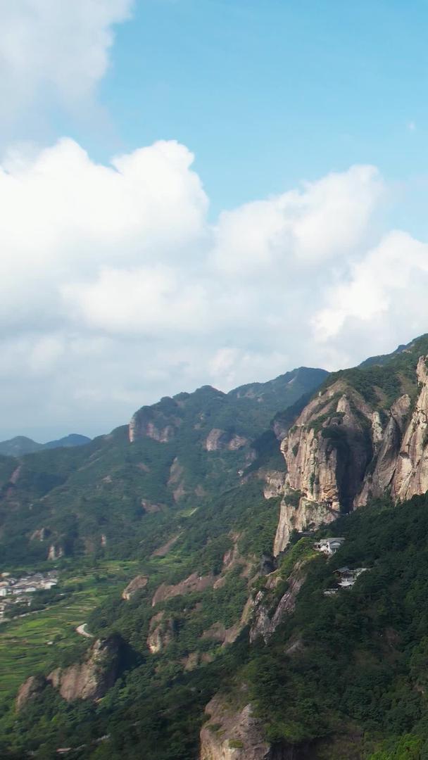 雁荡山灵岩景观区航拍5A景区天柱峰视频视频的预览图
