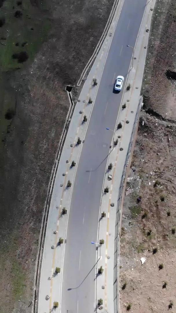 四川甘孜州自驾航拍视频的预览图