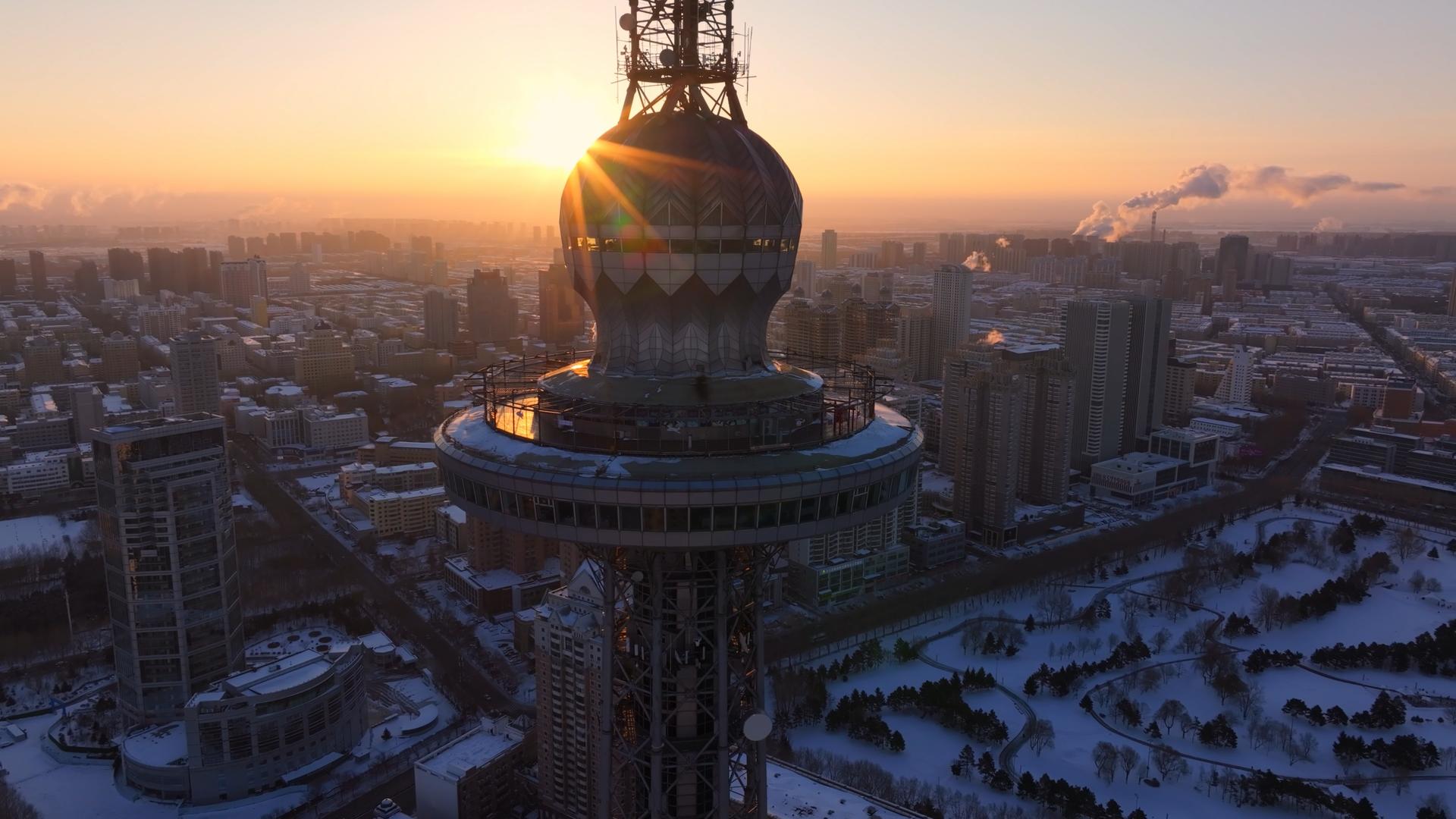 哈尔滨龙塔建筑4k航拍特写视频的预览图