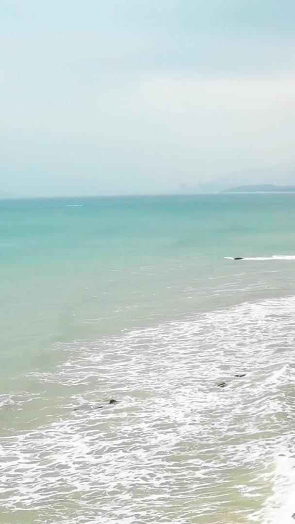 海南最美海湾石梅湾自然风光美景视频素材视频的预览图