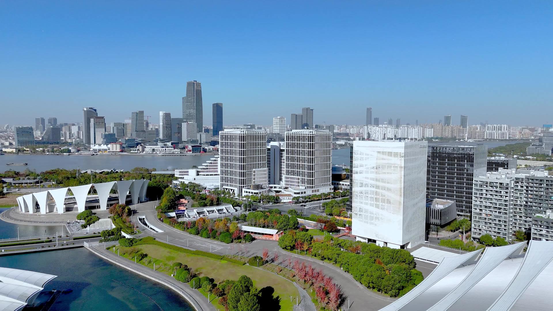 上海东方体育中心航拍旅游风光4K视频的预览图