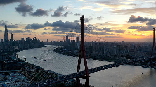 上海杨浦大桥日落航拍延时视频的预览图