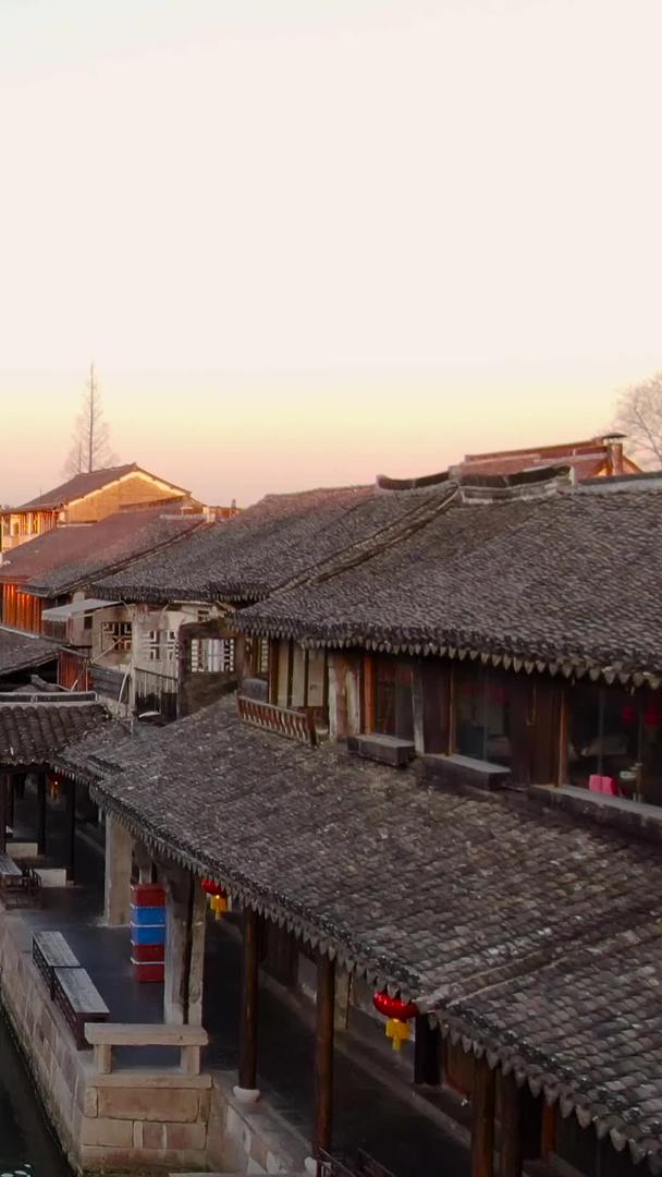 航拍5A级景区西塘古镇宁静清晨视频视频的预览图