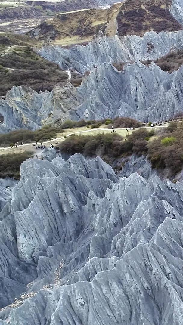 甘孜藏族自治州墨石公园航拍视频的预览图