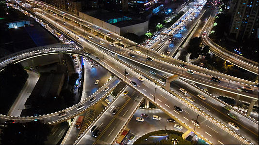 4k高清航拍广州市城市立体交通中山立交桥夜景车流视频的预览图